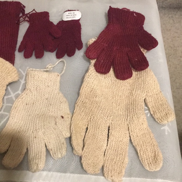 Crafting Stockings Mittens & Hats 13 piece NEW Ornaments Decor party favors More - Picture 4 of 9